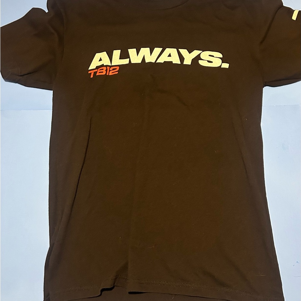 RARE Men's TOM BRADY Black Graphic Tee With special message on back